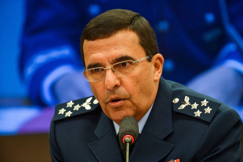 Revelações explosivas: comandante do Exército ameaçou prender Bolsonaro