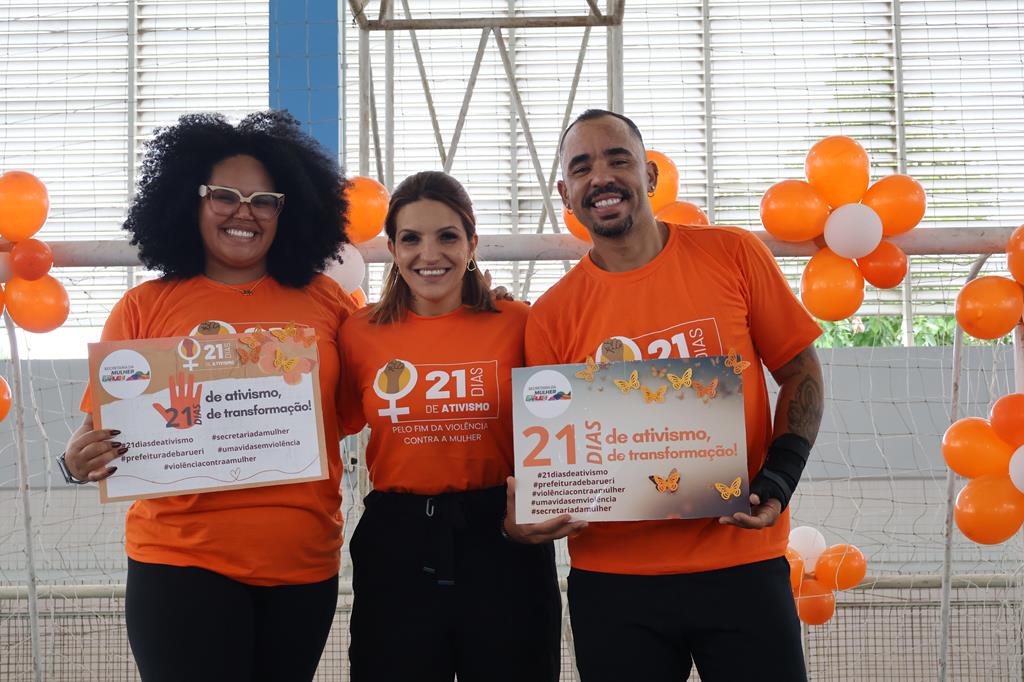 Mari Fernandez abre hoje o Arraiá de Barueri