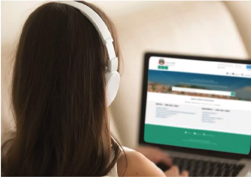 Conexão lenta, falta de recursos e número alto de abandono escolar marcam o primeiro ano de ensino remoto durante a pandemia  Conexão lenta, falta de recursos e número alto de abandono escolar marcam o primeiro ano de ensino remoto durante a pandemia